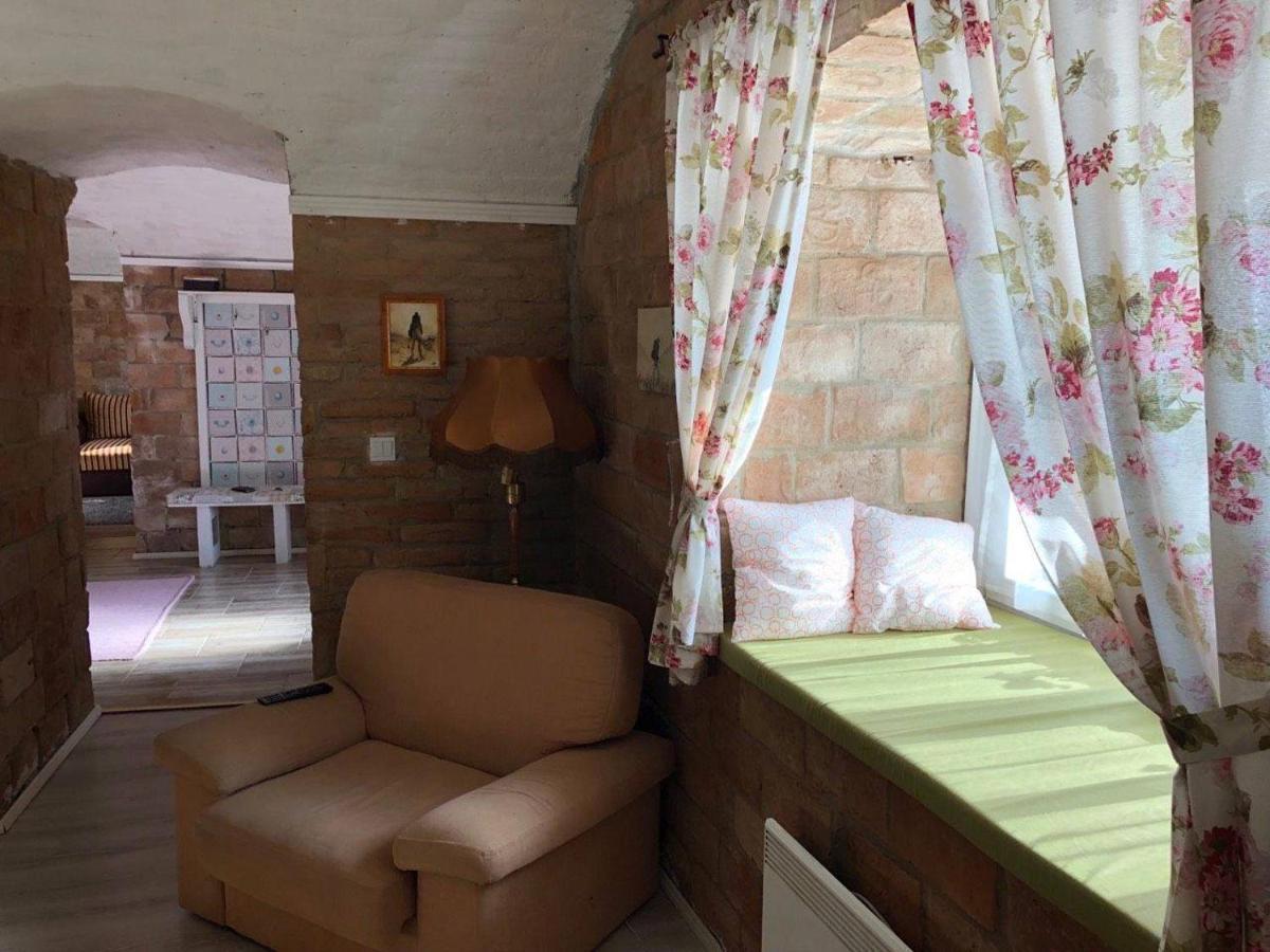 Kakukkfu Barlang-Vendeghaz Villa นอซวาย ภายนอก รูปภาพ
